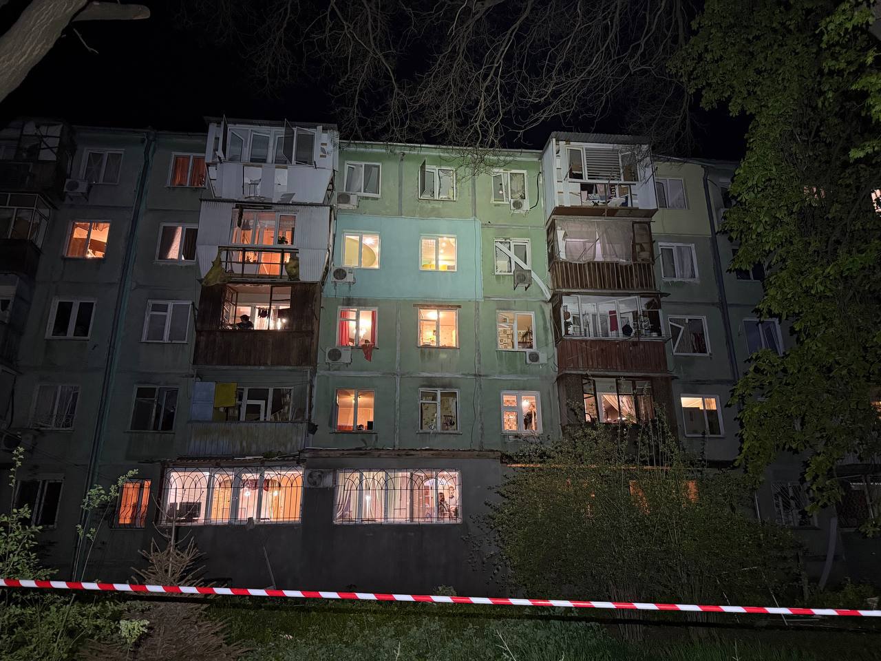 Russian attacks across Ukraine kill 5, injure 16 over past day