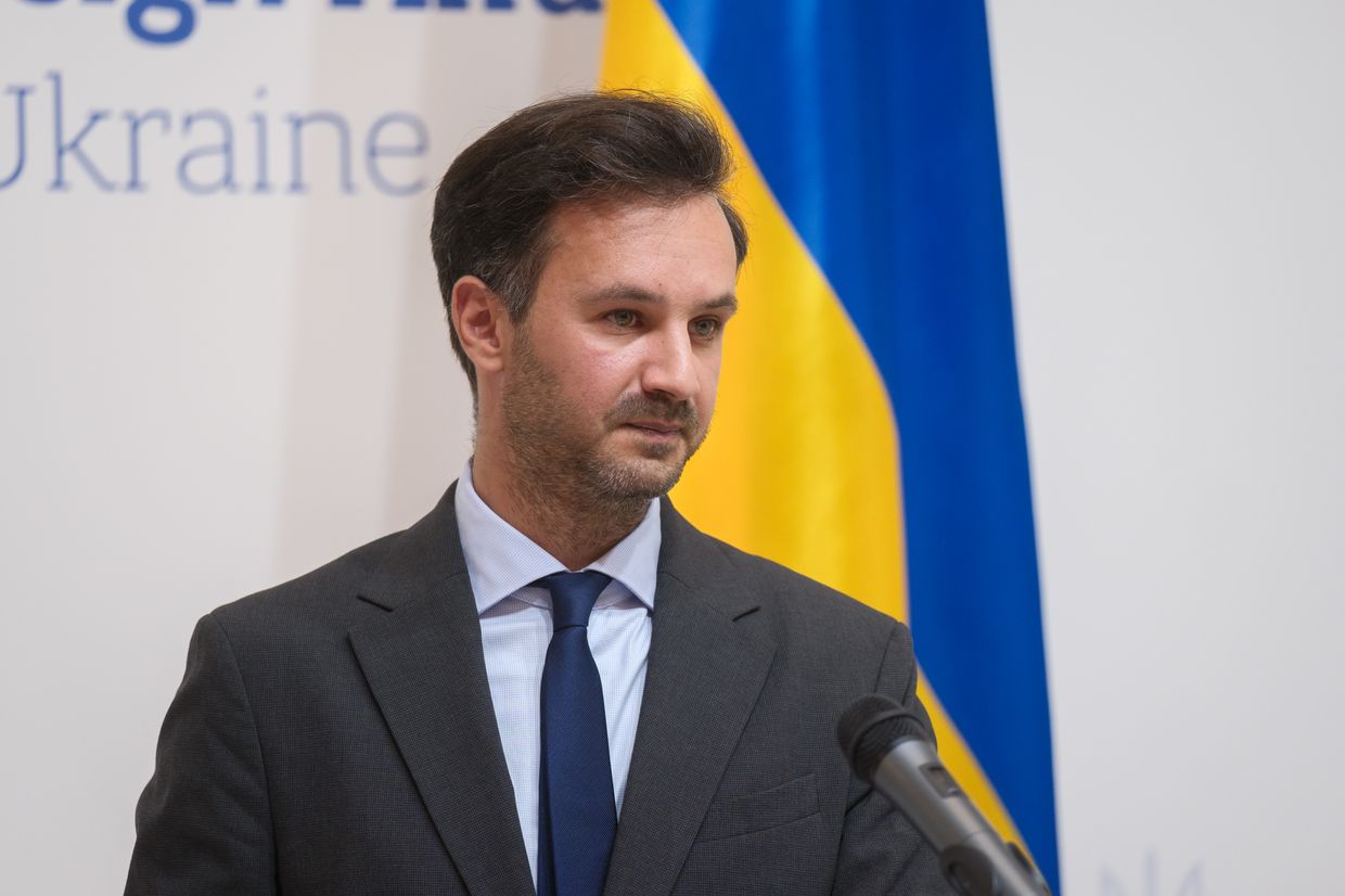 'Bark from Moscow' — Kyiv hits back as Russian Foreign Ministry insults Zelensky